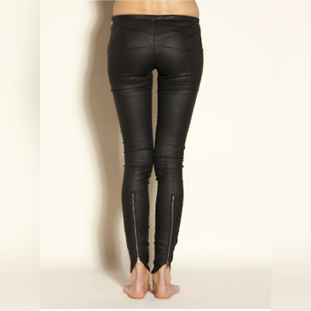 Quiksilver Ankle Zippers Sheath Leggings in Oiled Black size 26